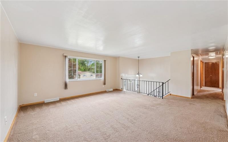 153 Sunrise Dr, Irwin, 15642, 3 Bedrooms Bedrooms, 6 Rooms Rooms,1.2 BathroomsBathrooms,Residential,For Sale,Sunrise Dr,1700177