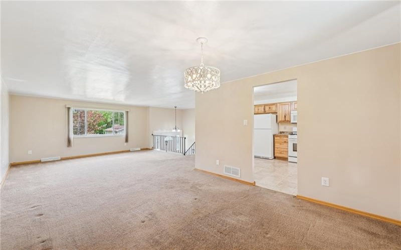 153 Sunrise Dr, Irwin, 15642, 3 Bedrooms Bedrooms, 6 Rooms Rooms,1.2 BathroomsBathrooms,Residential,For Sale,Sunrise Dr,1700177