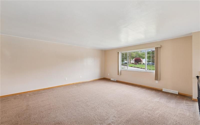 153 Sunrise Dr, Irwin, 15642, 3 Bedrooms Bedrooms, 6 Rooms Rooms,1.2 BathroomsBathrooms,Residential,For Sale,Sunrise Dr,1700177