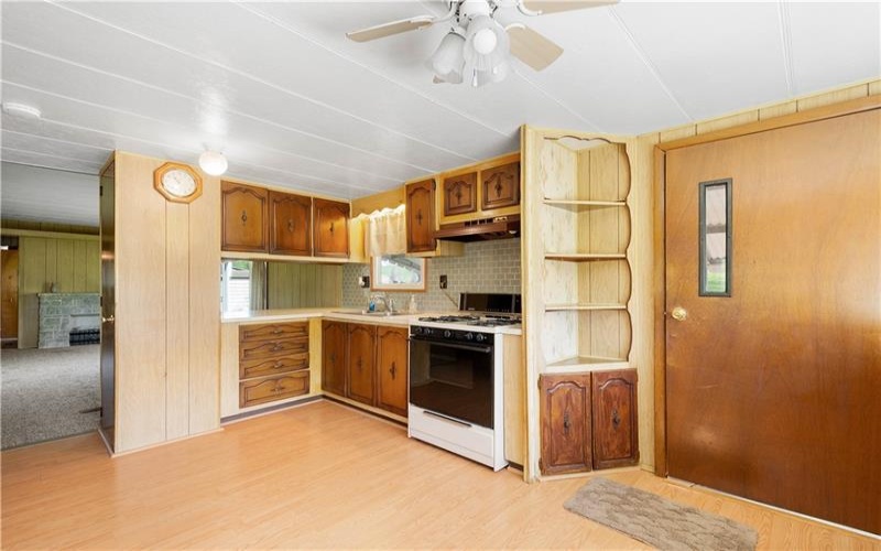 269 Rainey Road, Eighty Four, 15330, 2 Bedrooms Bedrooms, 5 Rooms Rooms,1 BathroomBathrooms,Residential,For Sale,Rainey Road,1700210
