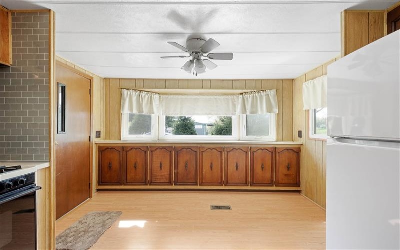 269 Rainey Road, Eighty Four, 15330, 2 Bedrooms Bedrooms, 5 Rooms Rooms,1 BathroomBathrooms,Residential,For Sale,Rainey Road,1700210