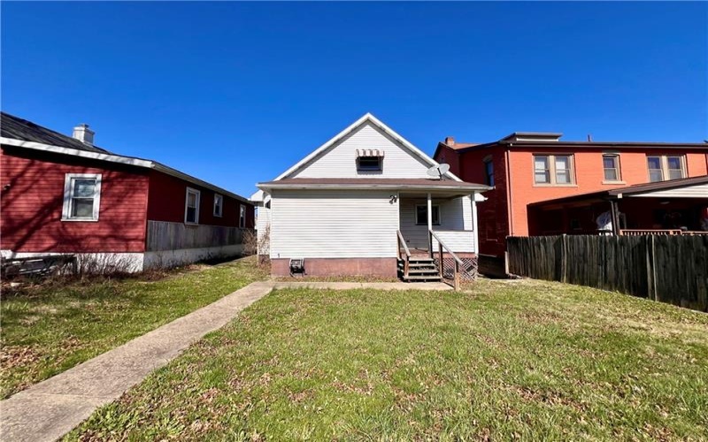 1244 Maple Ave, Monessen, 15062, 4 Bedrooms Bedrooms, ,2.1 BathroomsBathrooms,Residential,For Sale,Maple Ave,1700212