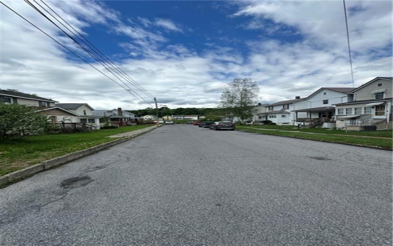 1812 Cambria Avenue, Windber, 15963, 2 Bedrooms Bedrooms, ,1 BathroomBathrooms,Residential,For Sale,Cambria Avenue,1700217