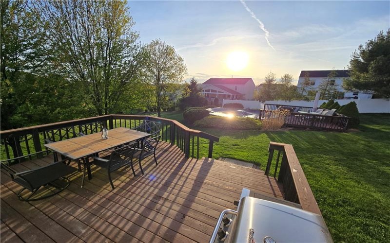 1340 Morgan Cir, Canonsburg, 15317, 4 Bedrooms Bedrooms, 10 Rooms Rooms,2.2 BathroomsBathrooms,Residential,For Sale,Morgan Cir,1700251
