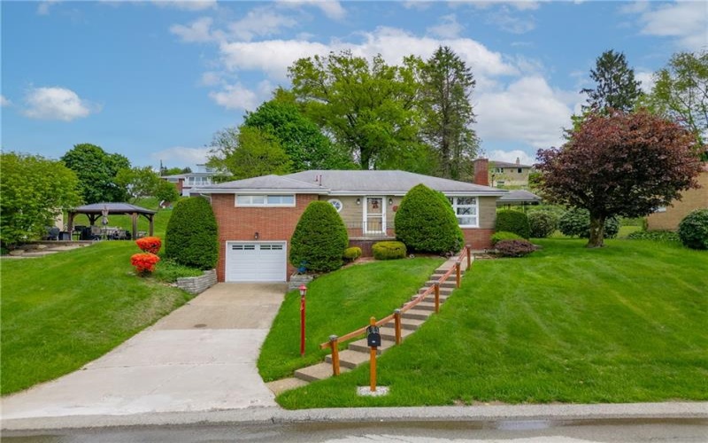 535 Hickory Dr, Greensburg, 15601, 3 Bedrooms Bedrooms, 7 Rooms Rooms,2 BathroomsBathrooms,Residential,For Sale,Hickory Dr,1700273