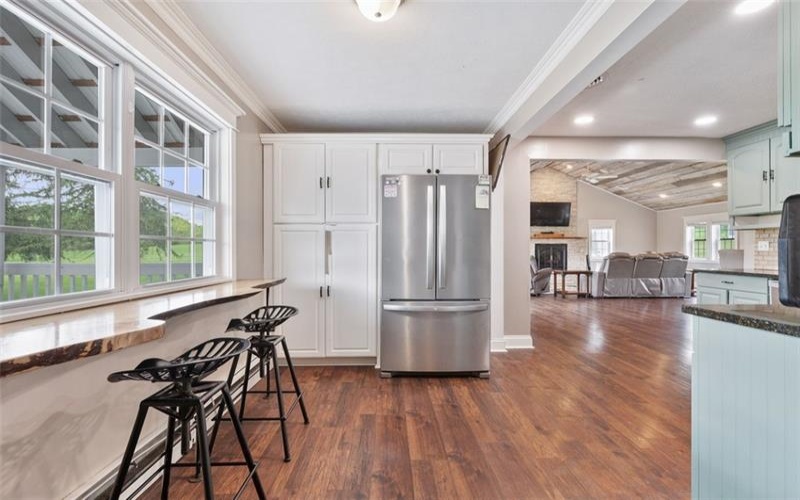 10 Chestnut Lane, Finleyville, 15332, 6 Bedrooms Bedrooms, 14 Rooms Rooms,3.1 BathroomsBathrooms,Residential,For Sale,Chestnut Lane,1700276