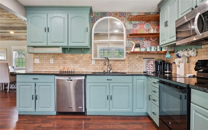 10 Chestnut Lane, Finleyville, 15332, 6 Bedrooms Bedrooms, 14 Rooms Rooms,3.1 BathroomsBathrooms,Residential,For Sale,Chestnut Lane,1700276
