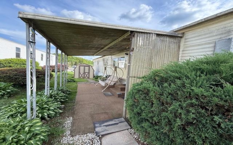 100 Rt. 21 Estates, Carmichaels, 15320, 2 Bedrooms Bedrooms, 5 Rooms Rooms,2 BathroomsBathrooms,Residential,For Sale,Rt. 21 Estates,1700280
