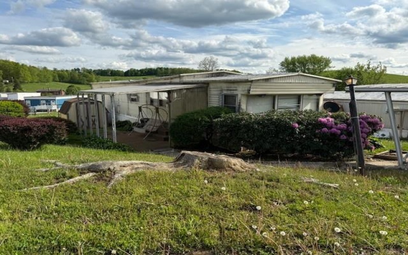 100 Rt. 21 Estates, Carmichaels, 15320, 2 Bedrooms Bedrooms, 5 Rooms Rooms,2 BathroomsBathrooms,Residential,For Sale,Rt. 21 Estates,1700280