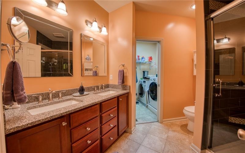 1098 Bayberry Dr, Canonsburg, 15317, 4 Bedrooms Bedrooms, 12 Rooms Rooms,2.2 BathroomsBathrooms,Residential,For Sale,Bayberry Dr,1699894