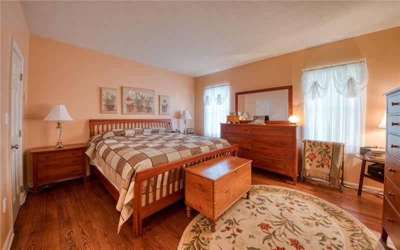 1098 Bayberry Dr, Canonsburg, 15317, 4 Bedrooms Bedrooms, 12 Rooms Rooms,2.2 BathroomsBathrooms,Residential,For Sale,Bayberry Dr,1699894
