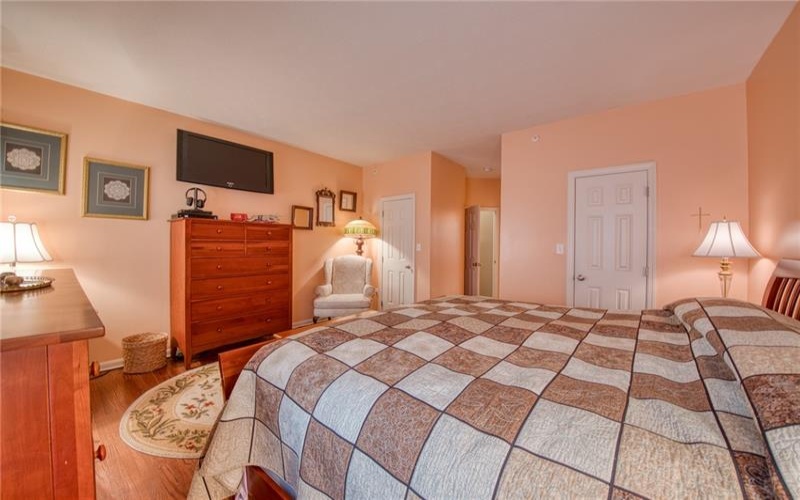 1098 Bayberry Dr, Canonsburg, 15317, 4 Bedrooms Bedrooms, 12 Rooms Rooms,2.2 BathroomsBathrooms,Residential,For Sale,Bayberry Dr,1699894