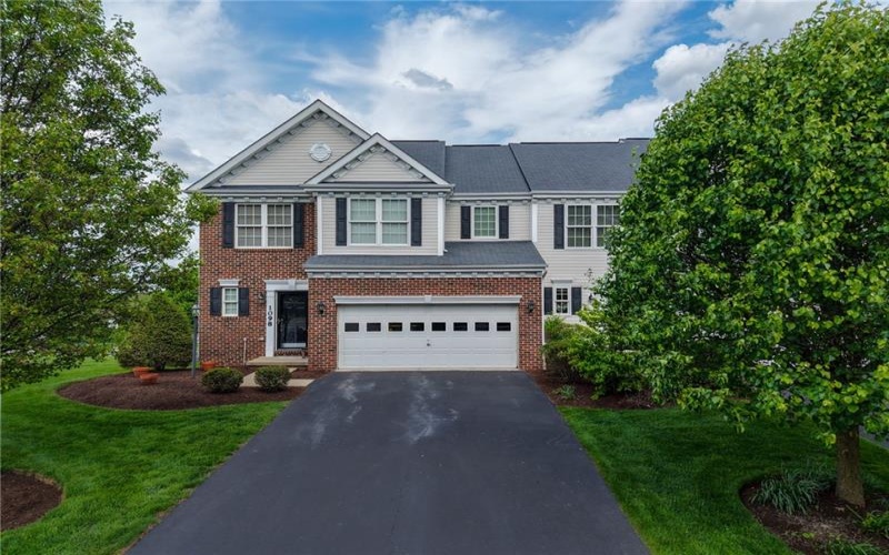 1098 Bayberry Dr, Canonsburg, 15317, 4 Bedrooms Bedrooms, 12 Rooms Rooms,2.2 BathroomsBathrooms,Residential,For Sale,Bayberry Dr,1699894