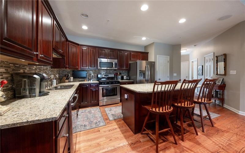1098 Bayberry Dr, Canonsburg, 15317, 4 Bedrooms Bedrooms, 12 Rooms Rooms,2.2 BathroomsBathrooms,Residential,For Sale,Bayberry Dr,1699894