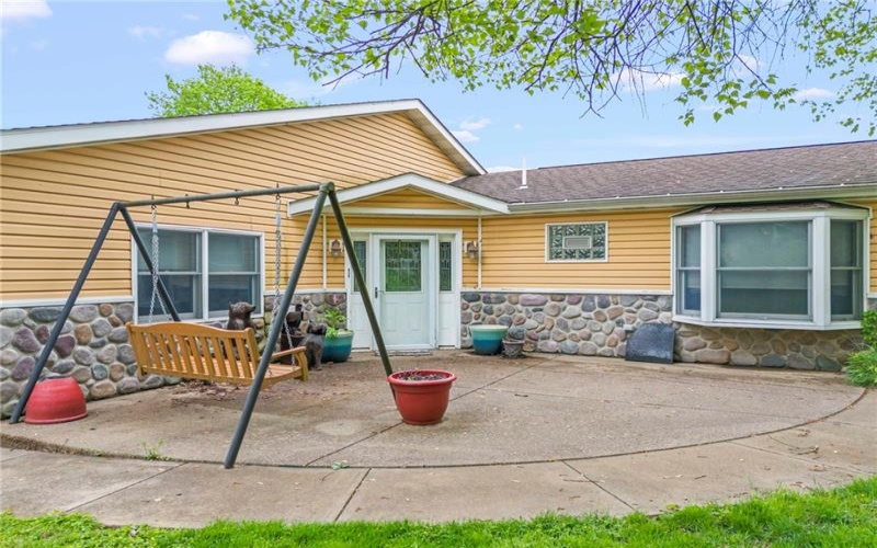 128 Evergreen Dr, Canonsburg, 15317, 2 Bedrooms Bedrooms, 8 Rooms Rooms,1.1 BathroomsBathrooms,Residential,For Sale,Evergreen Dr,1699970