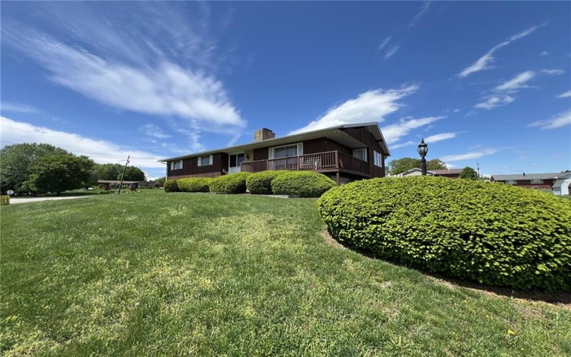 310 Dixon Blvd, Uniontown, 15401, 4 Bedrooms Bedrooms, ,3 BathroomsBathrooms,Residential,For Sale,Dixon Blvd,1700160