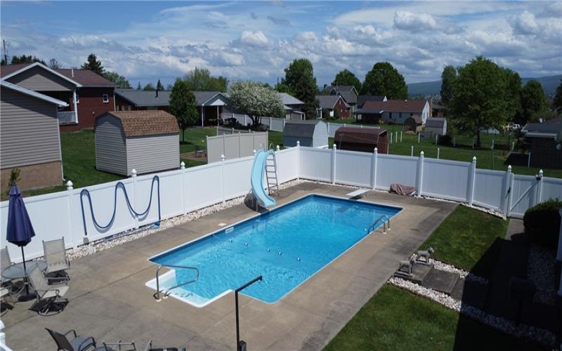 310 Dixon Blvd, Uniontown, 15401, 4 Bedrooms Bedrooms, ,3 BathroomsBathrooms,Residential,For Sale,Dixon Blvd,1700160
