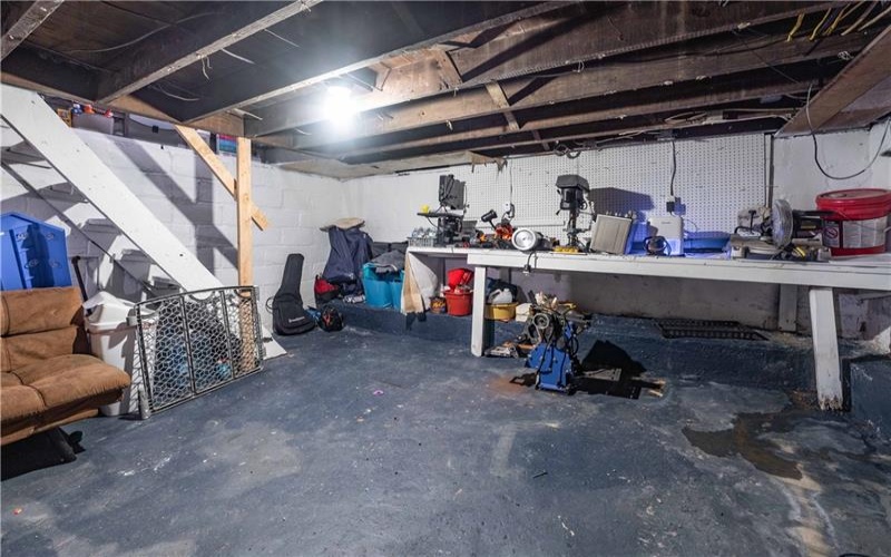 43 Larimer Ave, Bobtown, 15315, 2 Bedrooms Bedrooms, ,1.1 BathroomsBathrooms,Residential,For Sale,Larimer Ave,1700279