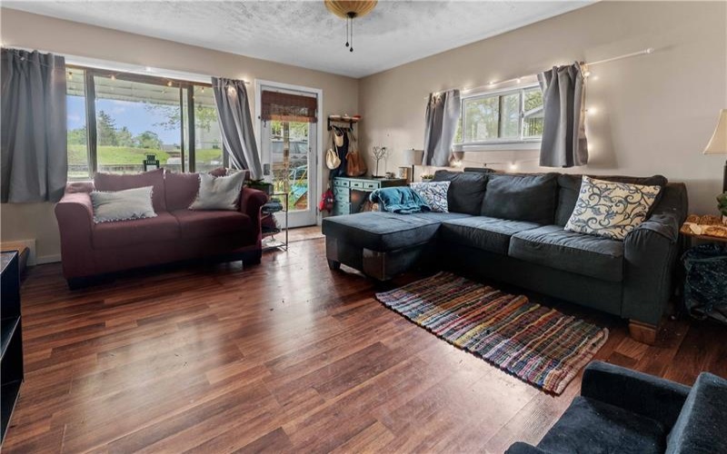 43 Larimer Ave, Bobtown, 15315, 2 Bedrooms Bedrooms, ,1.1 BathroomsBathrooms,Residential,For Sale,Larimer Ave,1700279