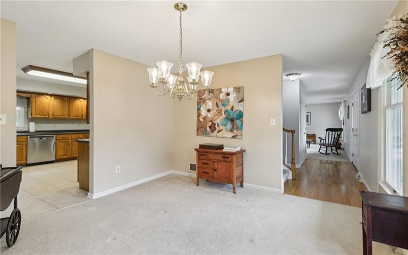 1025 Manor Vue Court, Delmont, 15626, 4 Bedrooms Bedrooms, 11 Rooms Rooms,2.1 BathroomsBathrooms,Residential,For Sale,Manor Vue Court,1700316