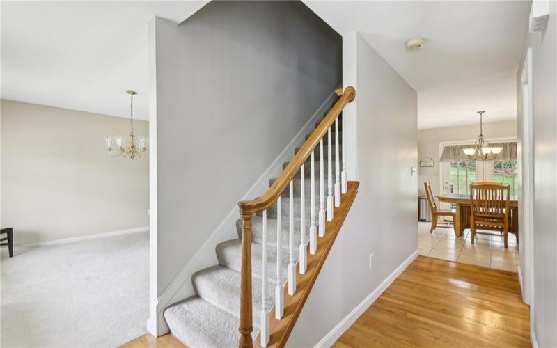 1025 Manor Vue Court, Delmont, 15626, 4 Bedrooms Bedrooms, 11 Rooms Rooms,2.1 BathroomsBathrooms,Residential,For Sale,Manor Vue Court,1700316