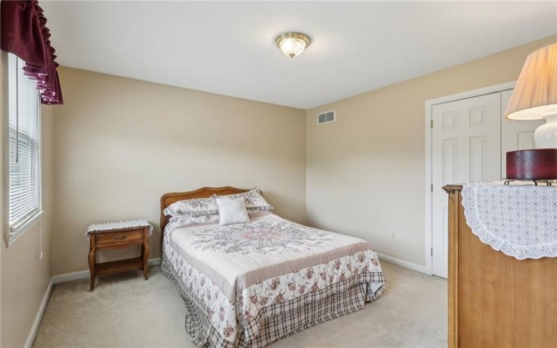1025 Manor Vue Court, Delmont, 15626, 4 Bedrooms Bedrooms, 11 Rooms Rooms,2.1 BathroomsBathrooms,Residential,For Sale,Manor Vue Court,1700316