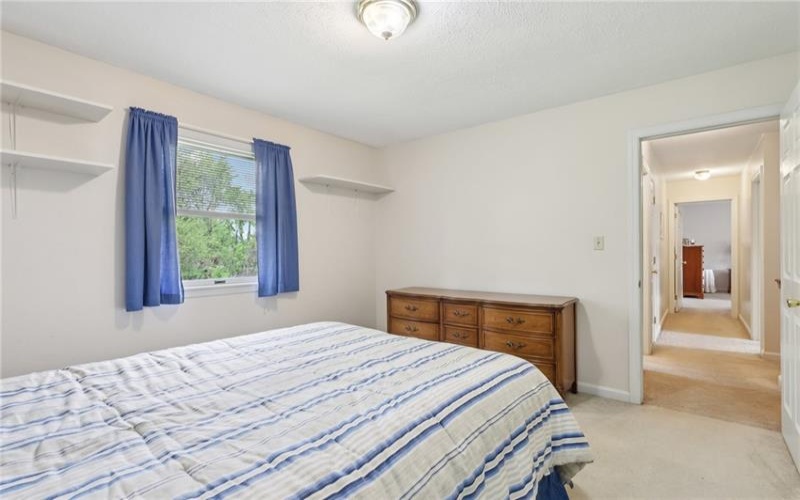 1025 Manor Vue Court, Delmont, 15626, 4 Bedrooms Bedrooms, 11 Rooms Rooms,2.1 BathroomsBathrooms,Residential,For Sale,Manor Vue Court,1700316