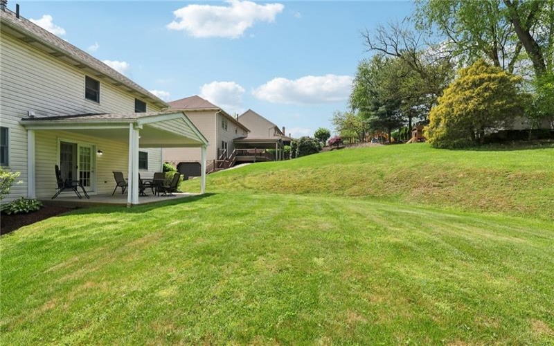 1025 Manor Vue Court, Delmont, 15626, 4 Bedrooms Bedrooms, 11 Rooms Rooms,2.1 BathroomsBathrooms,Residential,For Sale,Manor Vue Court,1700316