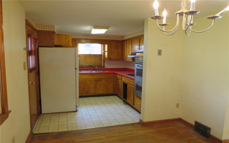 29 2nd St, Youngwood, 15697, 3 Bedrooms Bedrooms, 6 Rooms Rooms,1 BathroomBathrooms,Residential,For Sale,2nd St,1700337