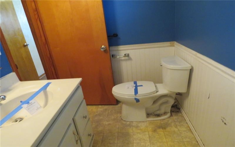 29 2nd St, Youngwood, 15697, 3 Bedrooms Bedrooms, 6 Rooms Rooms,1 BathroomBathrooms,Residential,For Sale,2nd St,1700337