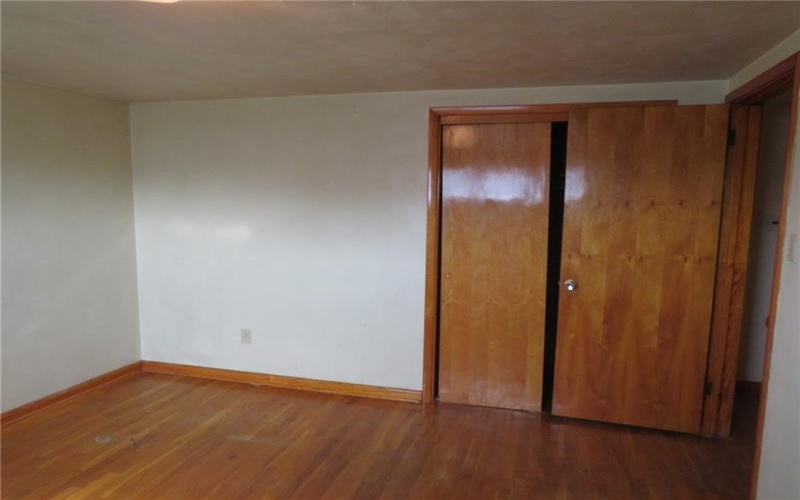 29 2nd St, Youngwood, 15697, 3 Bedrooms Bedrooms, 6 Rooms Rooms,1 BathroomBathrooms,Residential,For Sale,2nd St,1700337