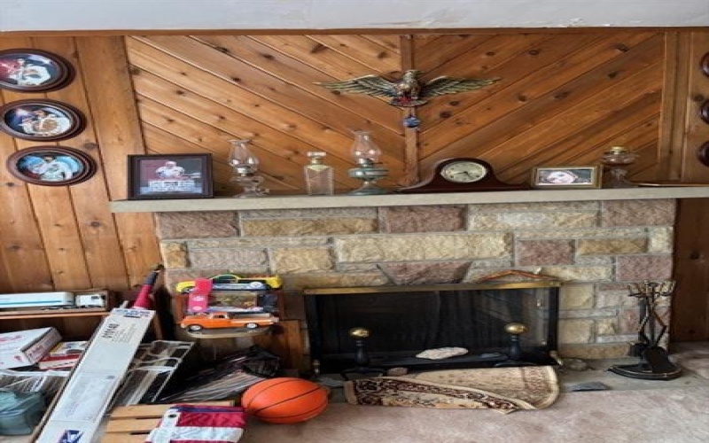 438 Fayette Springs Rd, Chalk Hill, 15421, 2 Bedrooms Bedrooms, 5 Rooms Rooms,1 BathroomBathrooms,Residential,For Sale,Fayette Springs Rd,1700457