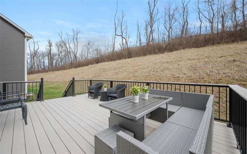 414 Greenwood Dr., Canonsburg, 15317, 3 Bedrooms Bedrooms, 9 Rooms Rooms,2.1 BathroomsBathrooms,Residential,For Sale,Greenwood Dr.,1695621