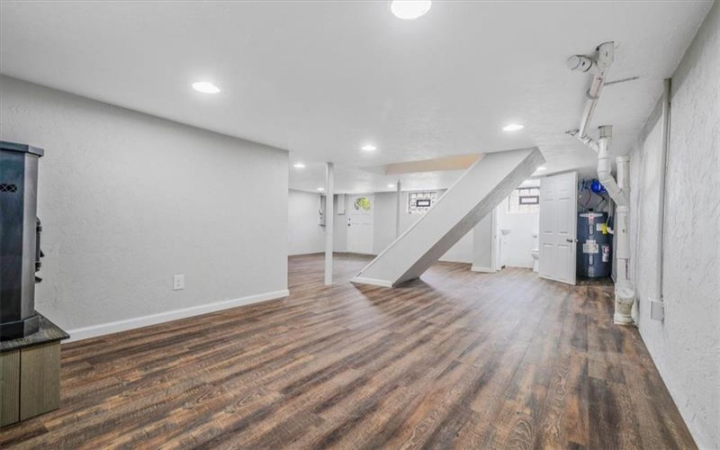 108 Linden Lane, 15089, 15089, 3 Bedrooms Bedrooms, 7 Rooms Rooms,1.1 BathroomsBathrooms,Residential,For Sale,Linden Lane,1700105
