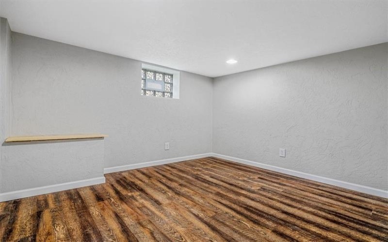 108 Linden Lane, 15089, 15089, 3 Bedrooms Bedrooms, 7 Rooms Rooms,1.1 BathroomsBathrooms,Residential,For Sale,Linden Lane,1700105