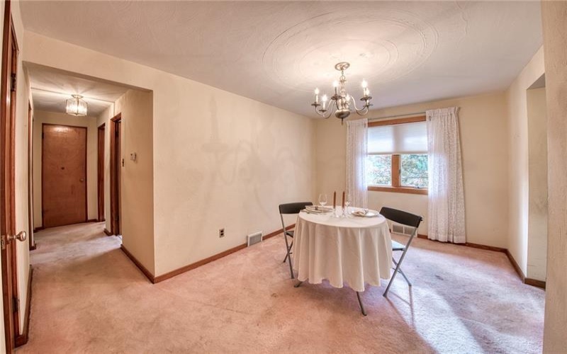 464 McMahon, North Huntingdon, 15642, 3 Bedrooms Bedrooms, 9 Rooms Rooms,2 BathroomsBathrooms,Residential,For Sale,McMahon,1700166
