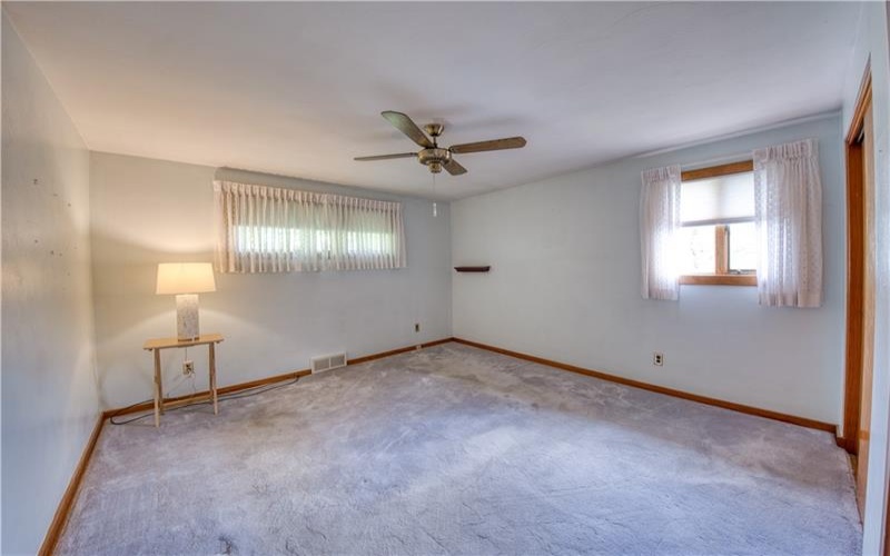 464 McMahon, North Huntingdon, 15642, 3 Bedrooms Bedrooms, 9 Rooms Rooms,2 BathroomsBathrooms,Residential,For Sale,McMahon,1700166
