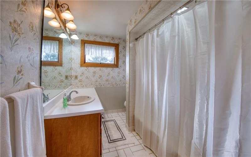 464 McMahon, North Huntingdon, 15642, 3 Bedrooms Bedrooms, 9 Rooms Rooms,2 BathroomsBathrooms,Residential,For Sale,McMahon,1700166