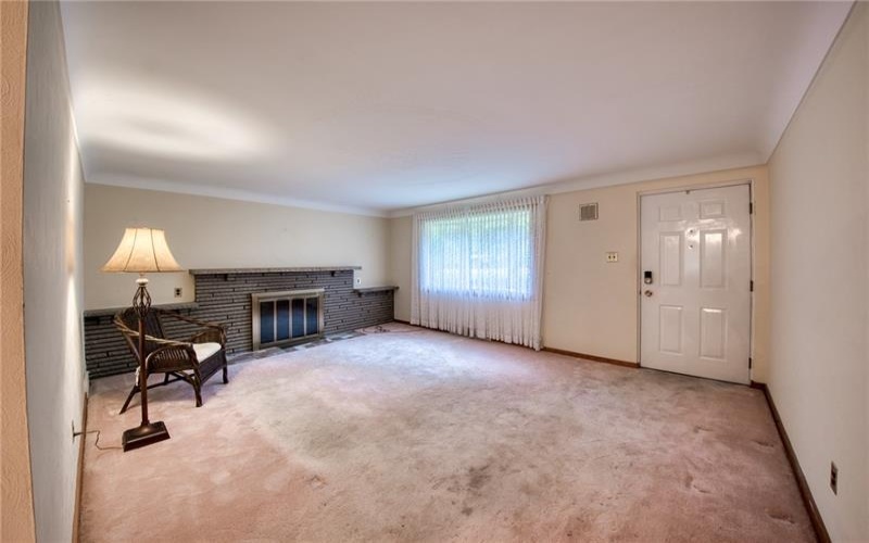 464 McMahon, North Huntingdon, 15642, 3 Bedrooms Bedrooms, 9 Rooms Rooms,2 BathroomsBathrooms,Residential,For Sale,McMahon,1700166