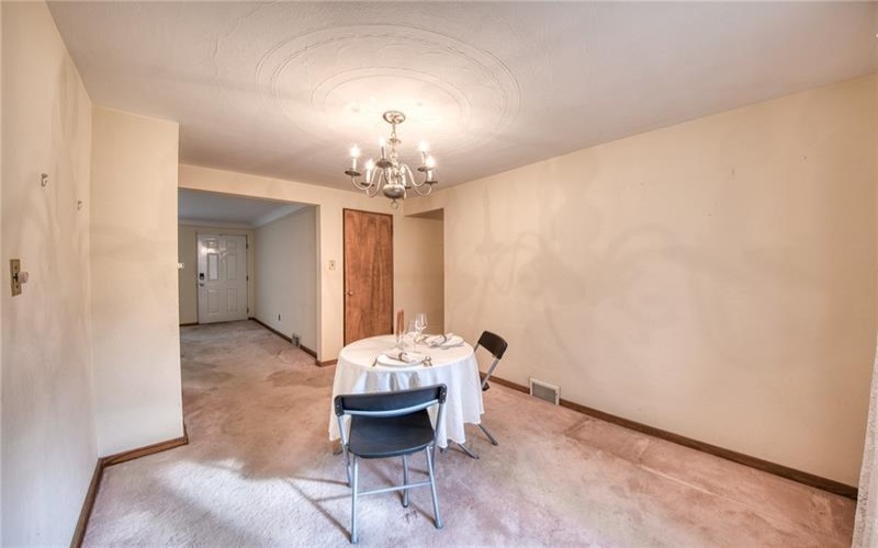 464 McMahon, North Huntingdon, 15642, 3 Bedrooms Bedrooms, 9 Rooms Rooms,2 BathroomsBathrooms,Residential,For Sale,McMahon,1700166