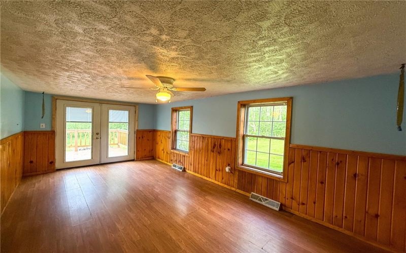 155 Elm St, Seward, 15954, 3 Bedrooms Bedrooms, ,1.1 BathroomsBathrooms,Residential,For Sale,Elm St,1700364