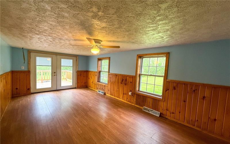 155 Elm St, Seward, 15954, 3 Bedrooms Bedrooms, ,1.1 BathroomsBathrooms,Residential,For Sale,Elm St,1700364