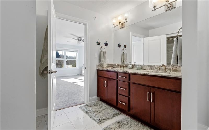 216 Settlers Ct, Venetia, 15367, 3 Bedrooms Bedrooms, ,2.1 BathroomsBathrooms,Residential,For Sale,Settlers Ct,1700397