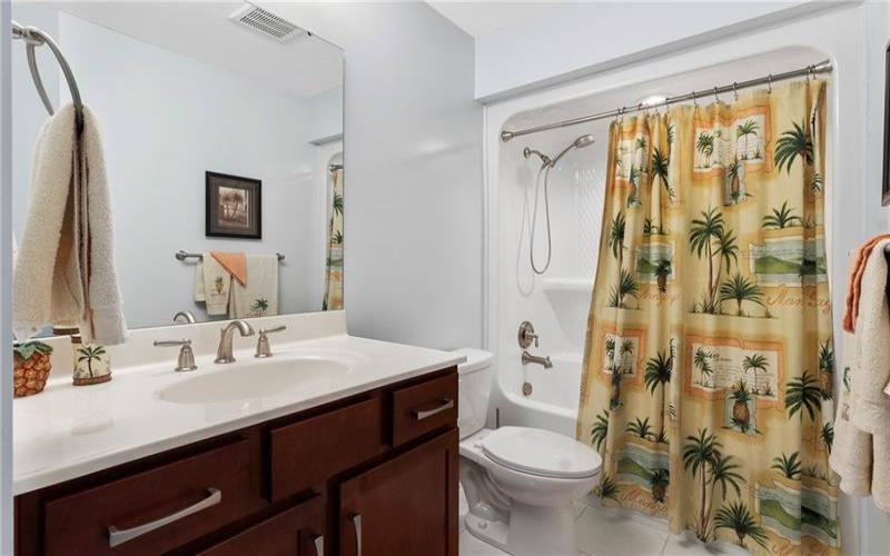 216 Settlers Ct, Venetia, 15367, 3 Bedrooms Bedrooms, ,2.1 BathroomsBathrooms,Residential,For Sale,Settlers Ct,1700397