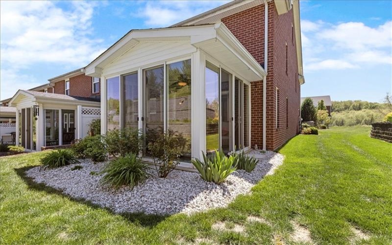 216 Settlers Ct, Venetia, 15367, 3 Bedrooms Bedrooms, ,2.1 BathroomsBathrooms,Residential,For Sale,Settlers Ct,1700397