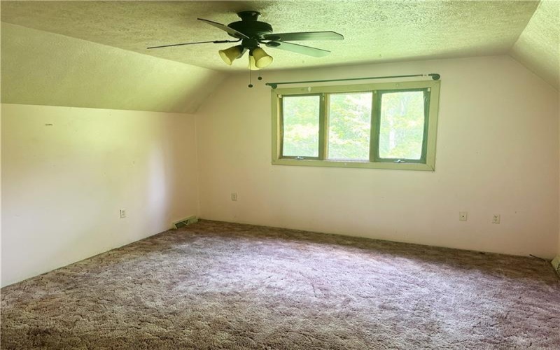 123 Wiggins Ln, Uniontown, 15401, 3 Bedrooms Bedrooms, ,Residential,For Sale,Wiggins Ln,1700404