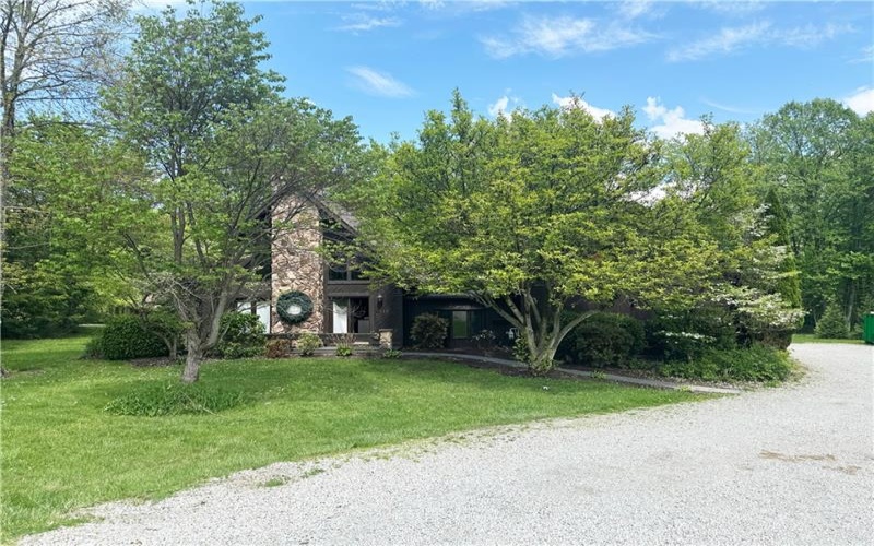 123 Wiggins Ln, Uniontown, 15401, 3 Bedrooms Bedrooms, ,Residential,For Sale,Wiggins Ln,1700404