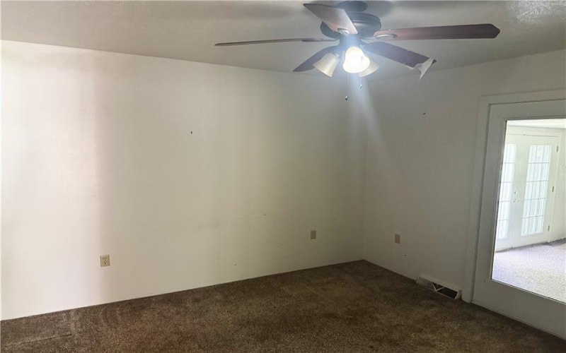 123 Wiggins Ln, Uniontown, 15401, 3 Bedrooms Bedrooms, ,Residential,For Sale,Wiggins Ln,1700404