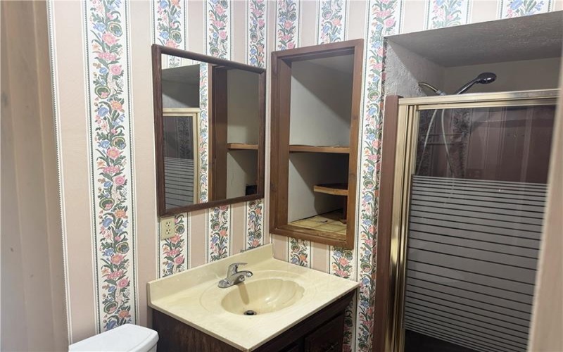 123 Wiggins Ln, Uniontown, 15401, 3 Bedrooms Bedrooms, ,Residential,For Sale,Wiggins Ln,1700404