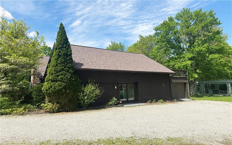 123 Wiggins Ln, Uniontown, 15401, 3 Bedrooms Bedrooms, ,Residential,For Sale,Wiggins Ln,1700404